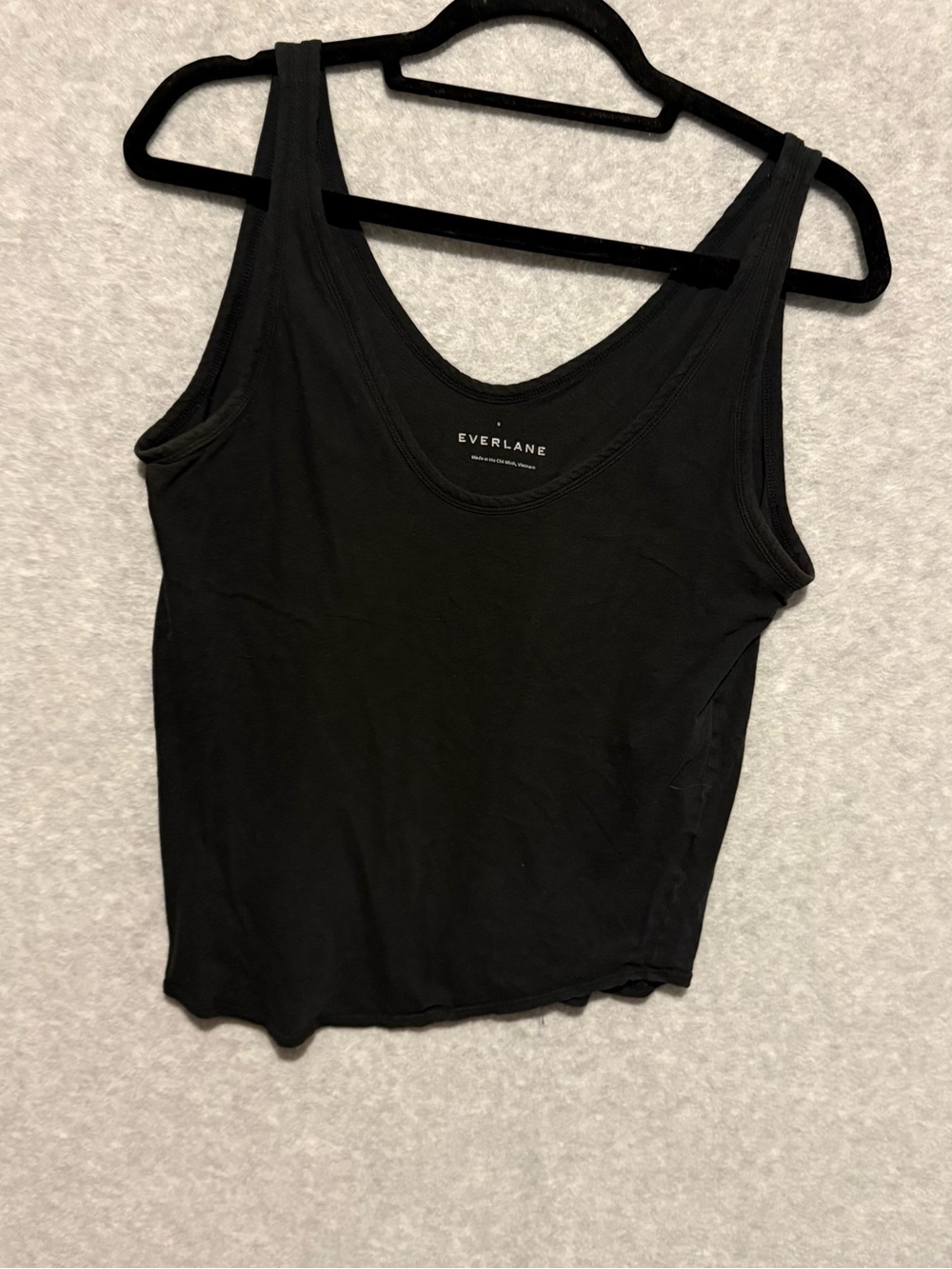 Everlane Black Scoop Neck Tank